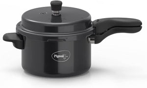 Pigeon Titanium Hard Anodized Pressure Cooker - Cook delicious food in less time: soups, rice, legumes, and more 3 Litres Black
